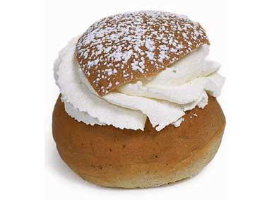 image shows the amazing and perfect Swedish pastry - the semla